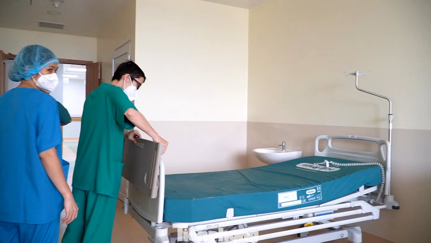 Vì vậy, khoa 6B được thành lập để hỗ trợ những bệnh nhân chuẩn bị xuất viện hoặc chuyển viện về tuyến dưới.