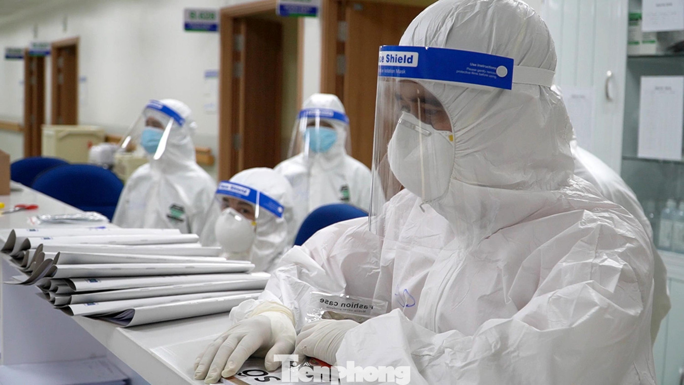 Theo bác sĩ Cao Thị Hồng, sau một thời gian được điều trị tại khu Hồi sức, Bệnh viện Hồi sức COVID-19, số lượng bệnh nhân nặng đã hồi phục và cần xuất viện rất nhiều.