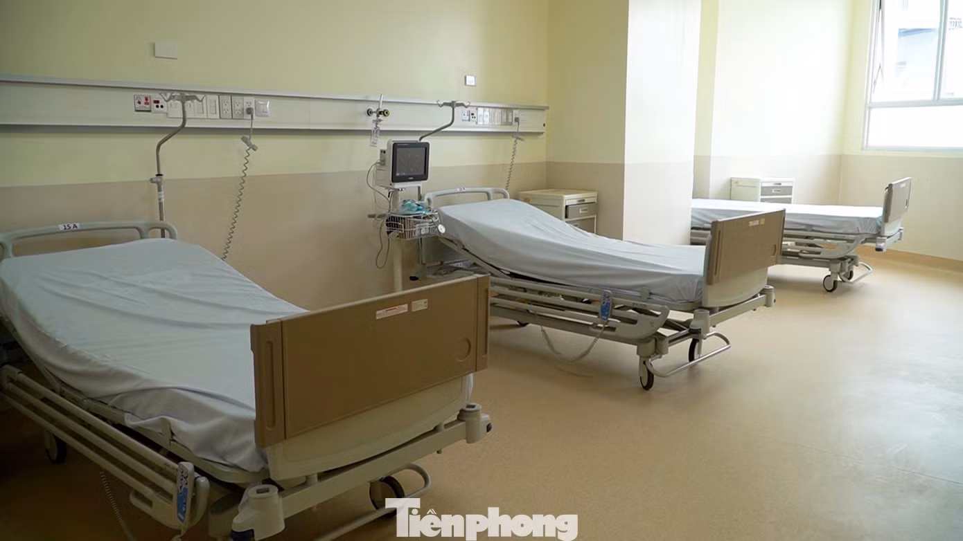 Khoa bắt đầu tiếp nhận bệnh nhân nặng đã chuyển nhẹ từ khu Hồi sức của bệnh viện chuyển đến từ ngày 3/8.