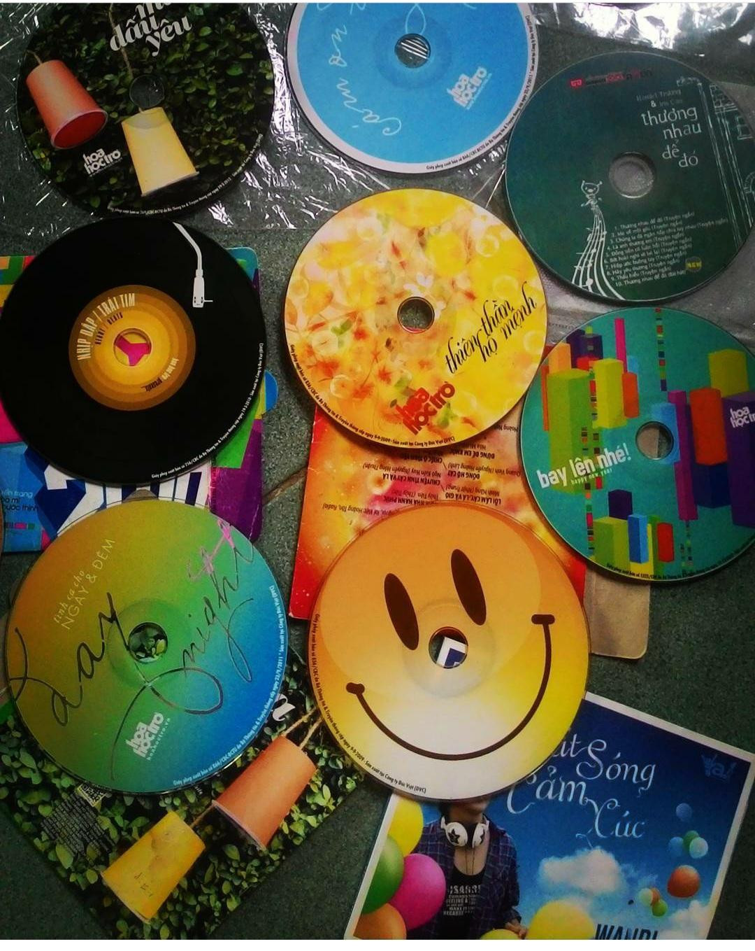 Hoa Học Trò sẽ vẫn là người bạn cùng teen kể thêm nhiều câu chuyện thanh xuân. (Ảnh: Yến My)