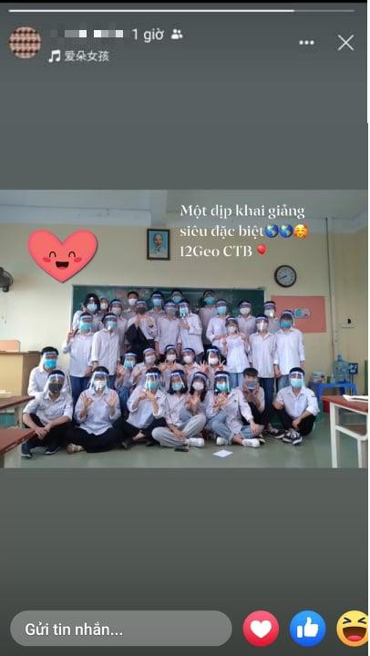 Dù buổi lễ khai giảng cuối cùng không được trọn vẹn nhưng đây cũng là trải nghiệm khó quên của các teen 12 Địa THPT Chuyên Thái Bình. Dù buổi lễ khai giảng cuối cùng không được trọn vẹn nhưng đây cũng là trải nghiệm khó quên của các teen 12 Địa THPT Chuyên Thái Bình.