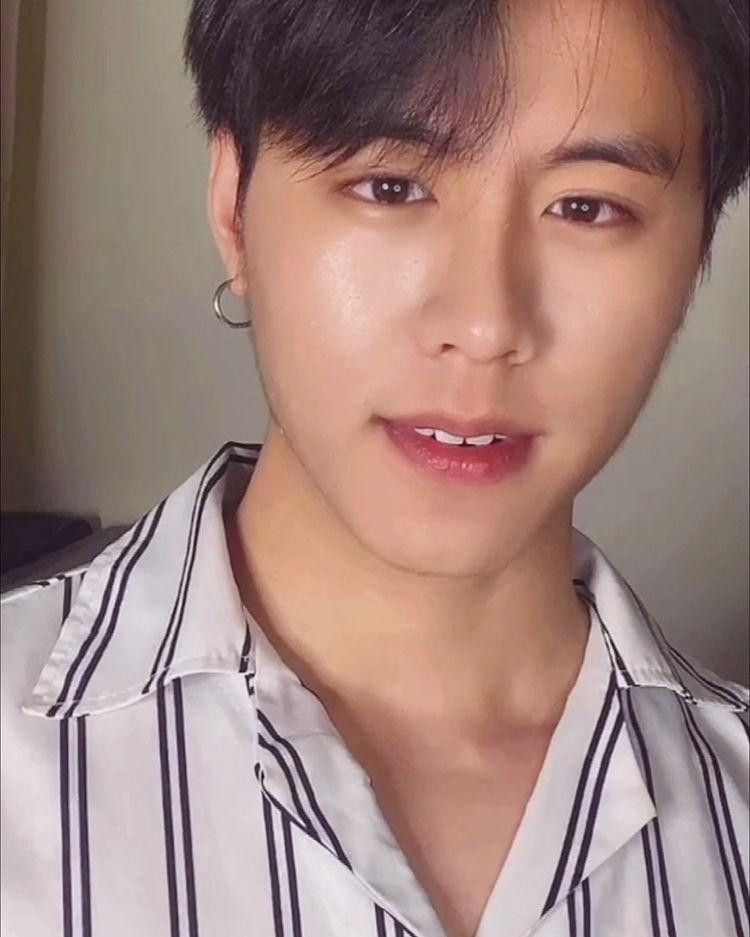 Các cô nàng vào đây mà "xin vía" có một làn da xịn mịn như này nè! - Ảnh: IGNV