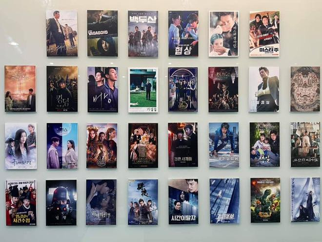 Loạt tác phẩm điện ảnh, truyền hình đình đám xứ kim chi có sự tham gia sản xuất hậu kỳ của ê-kíp đến từ Việt Nam (Ảnh: Magnon VN) Loạt tác phẩm điện ảnh, truyền hình đình đám xứ kim chi có sự tham gia sản xuất hậu kỳ của ê-kíp đến từ Việt Nam (Ảnh: Magnon VN)