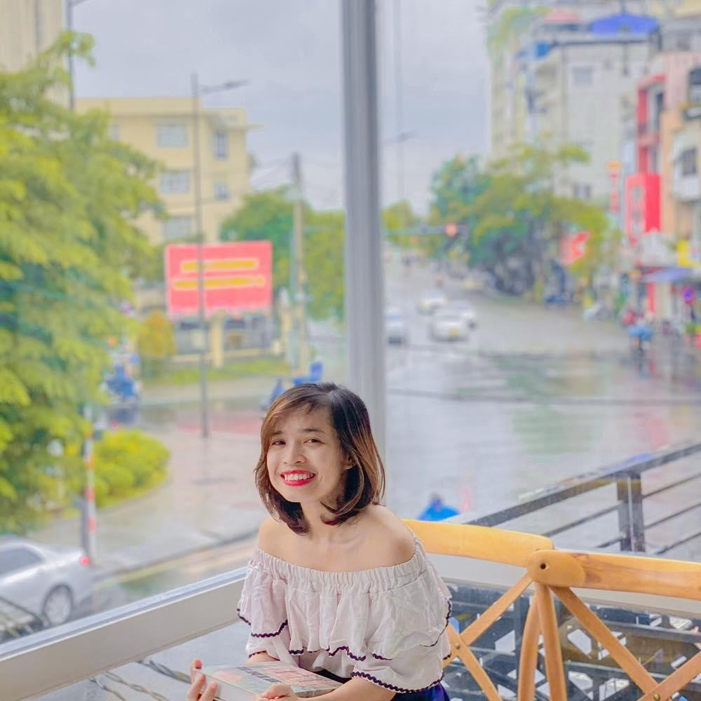 Chị Ngọc Bích là CTV báo Hoa Học Trò miền Trung và là người đứng sau những đề tài về Huế.