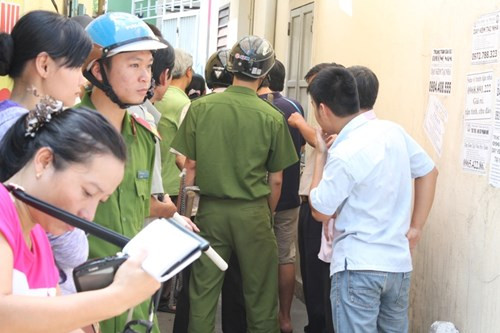 Tin mới về vụ giải cứu nữ sinh bị khống chế ở nhà riêng ảnh 6