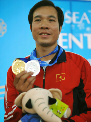 Hoàng Xuân Vinh xếp hạng 2 nội dung 10m súng ngắn hơi nam trong BXH tháng 10/2013 của Liên đoàn Bắn súng châu Á. Ảnh: Quang Thắng