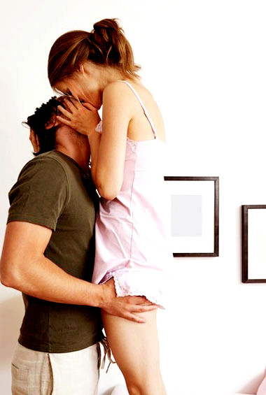 Nụ hôn có thể giúp cải thiện huyết áp, giảm cân