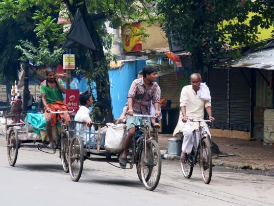 Trong khi đó, các loại xe kéo, xe ba bánh không bị phạt 
