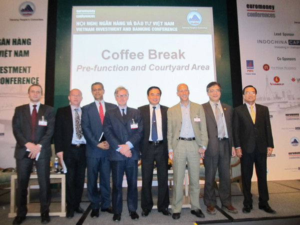 Các diễn giả tại hội nghị