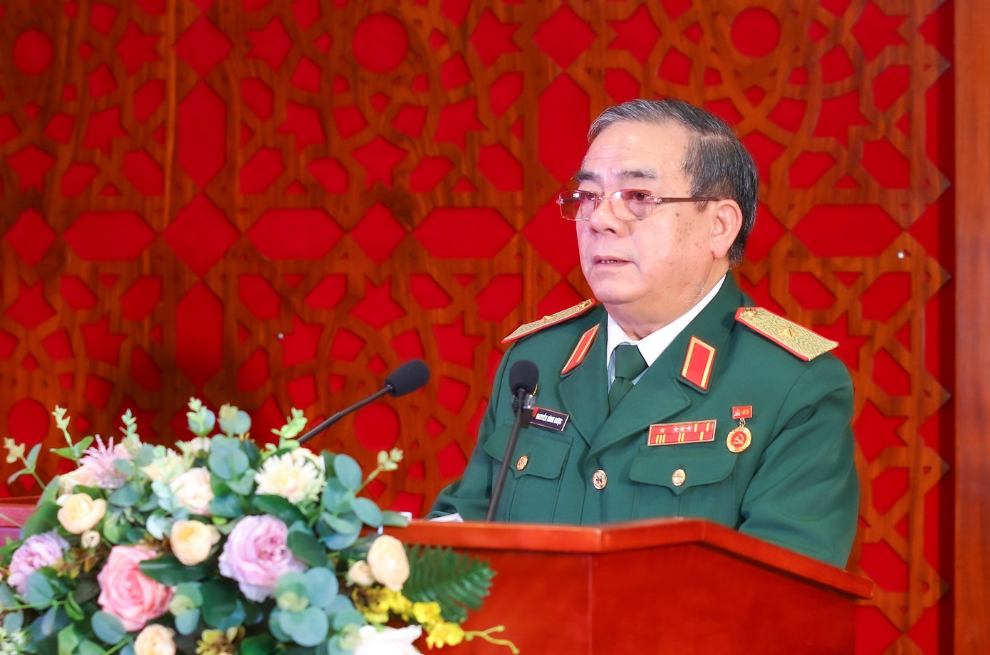 GS - TS, Thiếu tướng Nguyễn Đình Được, Viện trưởng Viện Khoa học nghiên cứu nhân tài nhân lực phát biểu tại chương trình GS - TS, Thiếu tướng Nguyễn Đình Được, Viện trưởng Viện Khoa học nghiên cứu nhân tài nhân lực phát biểu tại chương trình