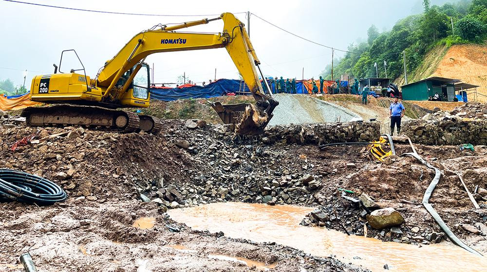 Các phương án tiếp cận vị trí của người công nhân đã được đặt ra.