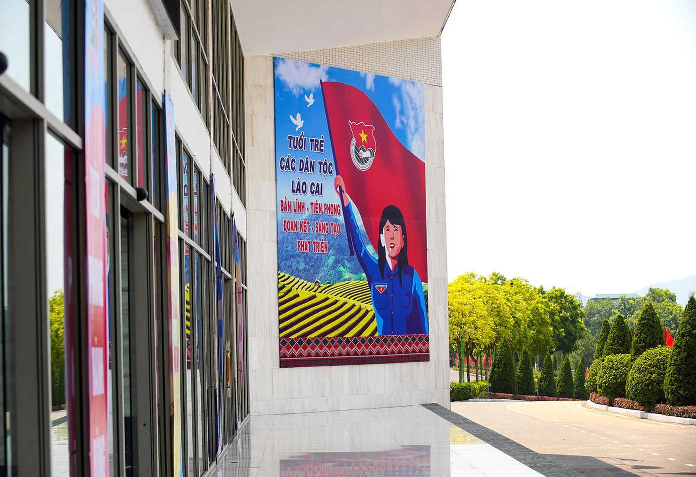 Với tinh thần hành động &quot;Bản lĩnh - tiên phong - đoàn kết - sáng tạo - phát triển&quot;, Đại hội Đoàn TNCS Hồ Chí Minh tỉnh Lào Cai lần thứ XIV là sự kiện chính trị quan trọng của tuổi trẻ tỉnh Lào Cai, đánh dấu bước phát triển mới trong phát huy vai trò, tiềm năng, sức sáng tạo và tinh thần xung kích, đóng góp của thế hệ trẻ địa phương trong thời kỳ công nghiệp hóa, hiện đại hóa, hội nhập quốc tế.