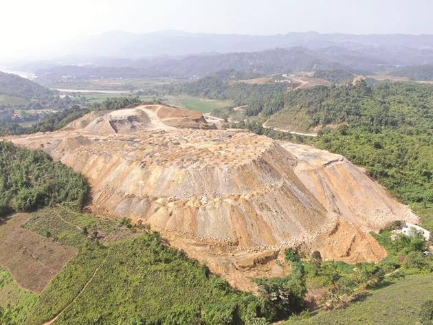 Khai trường 26 ở tổ 9, thị trấn Bát Xát Lào Cai. Ảnh: N.D/Thanh tra. Khai trường 26 ở tổ 9, thị trấn Bát Xát Lào Cai. Ảnh: N.D/Thanh tra.