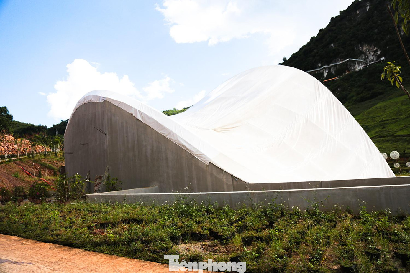 ... và công trình nhà tổ chức sự kiện chưa được thẩm định thiết kế theo quy định.