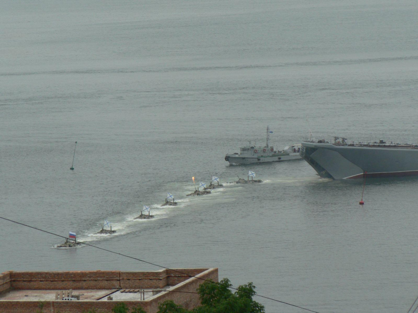 Đổ bộ đường biển của xe thiết giáp. Đổ bộ đường biển của xe thiết giáp