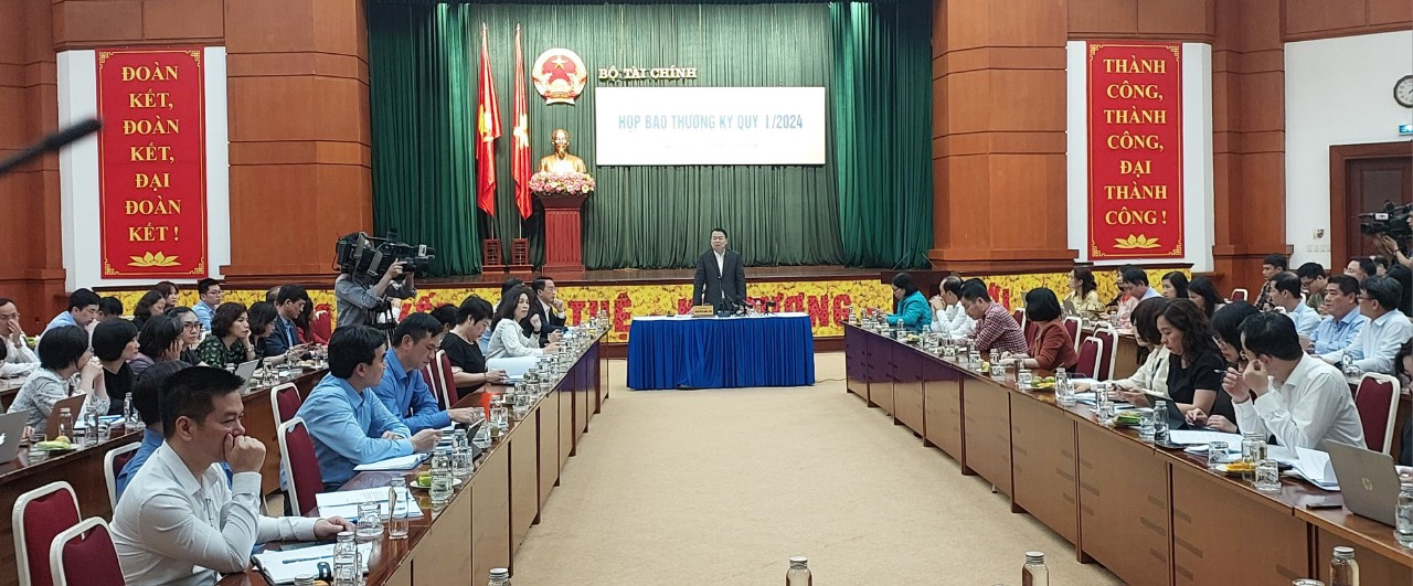 Bộ Tài chính tổ chức họp báo thường kỳ quý I. Bộ Tài chính tổ chức họp báo thường kỳ quý I.