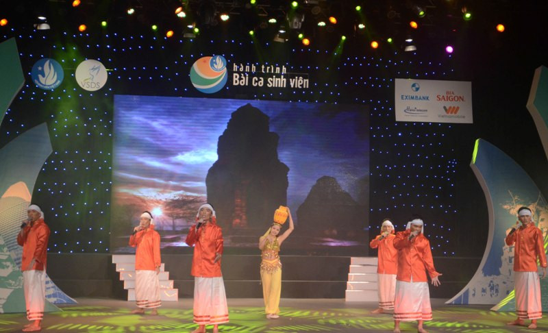 "Tiếng Trống Paranung" Tốp ca Đại học Y Dược . "Tiếng Trống Paranung" Tốp ca Đại học Y Dược .