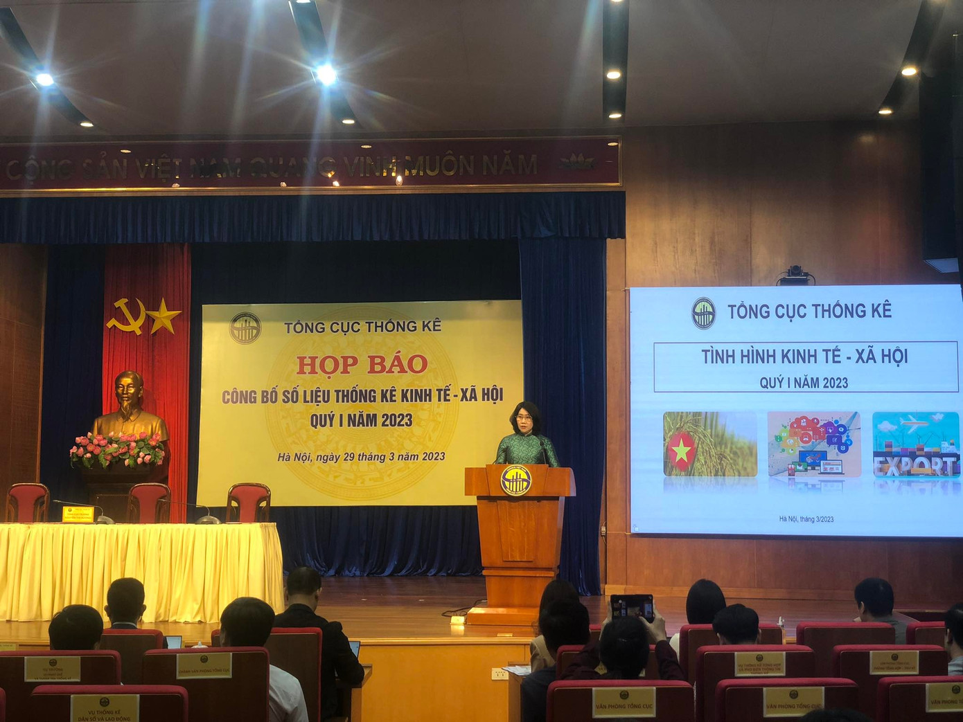 Tổng cục Thống kê công bố tình hình kinh tế xã hội quý I/2023. Tổng cục Thống kê công bố tình hình kinh tế xã hội quý I/2023.