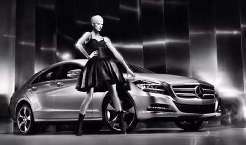 Karolina Kurkova là gương mặt đại diện của Mercedes-Benz CLS 2011. Karolina Kurkova là gương mặt đại diện của Mercedes-Benz CLS 2011