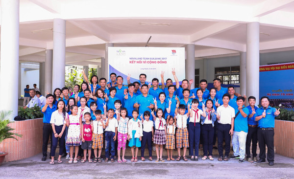 Nhịp cầu nối những niềm vui cho người dân xã Vĩnh Trị - Long An ảnh 3