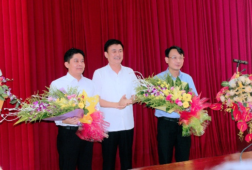 Kiện toàn nhân sự chủ chốt 5 tỉnh ảnh 3