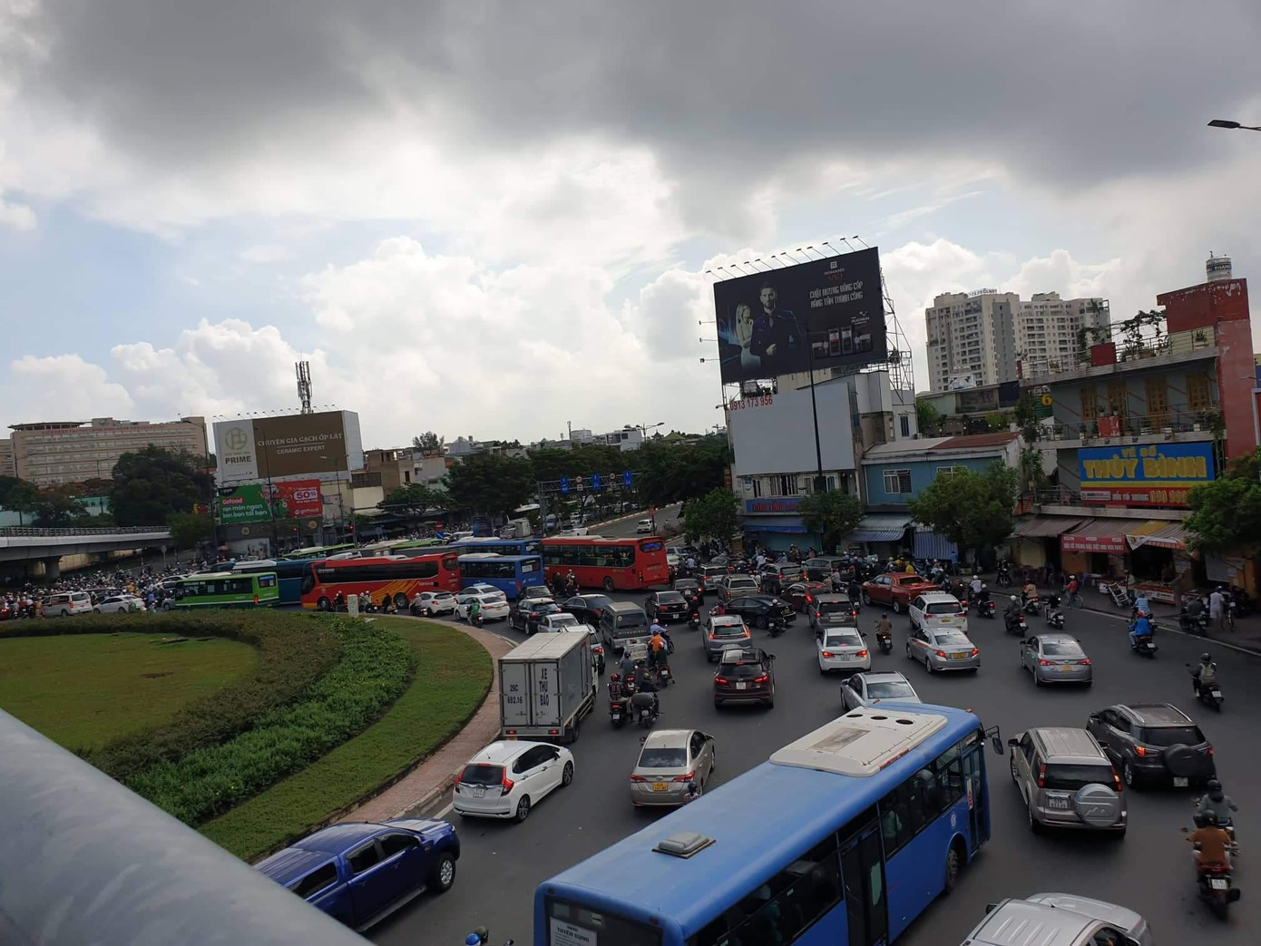 Khu vực Vòng xoay Nguyễn Thái Sơn(quận Gò Vấp) sáng 19/5.