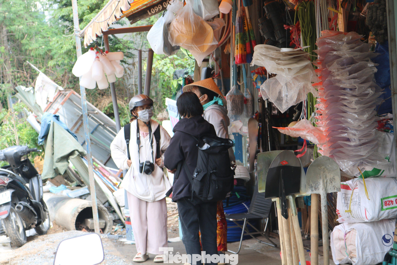 Họ kỳ vọng việc tái lập lại mặt bằng cùng với nâng cấp đoạn đường này sẽ giảm tai nạn giao thông, buôn bán thuận lợi cùng với đó khi mưa xuống sẽ giảm ngập úng. Họ kỳ vọng việc tái lập lại mặt bằng cùng với nâng cấp đoạn đường này sẽ giảm tai nạn giao thông, buôn bán thuận lợi cùng với đó khi mưa xuống sẽ giảm ngập úng.