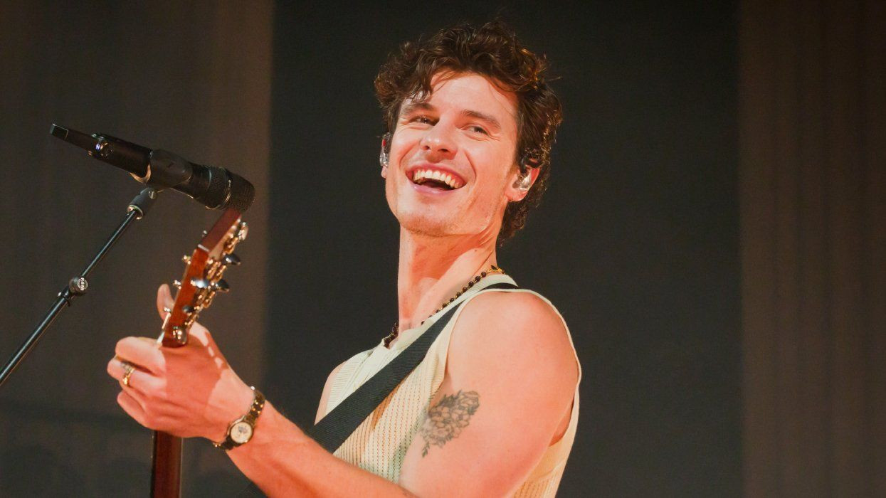 Shawn Mendes từng ghi tên vào danh sách 30 Under 30 của tạp chí Forbes. Shawn Mendes từng ghi tên vào danh sách 30 Under 30 của tạp chí Forbes.