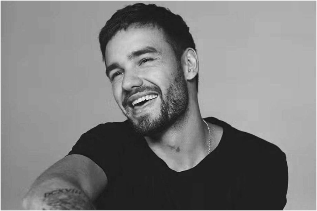 Liam Payne qua đời trong sự tiếc thương của người hâm mộ. Liam Payne qua đời trong sự tiếc thương của người hâm mộ.