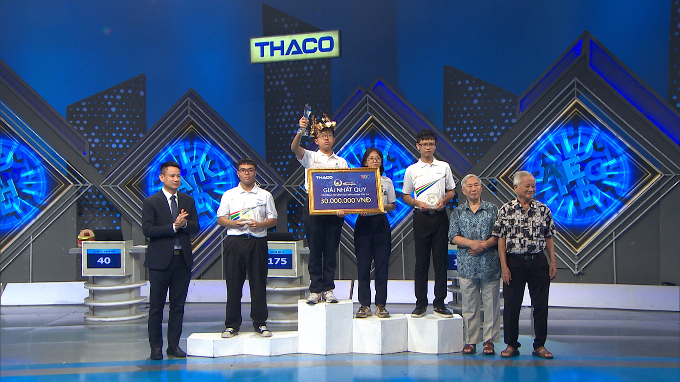 Chủ nhân cầu truyền hình thứ 4 Chung kết năm Olympia 24 gọi tên nam sinh Hà Nội. Ảnh: Fanpage Đường Lên Đỉnh Olympia.