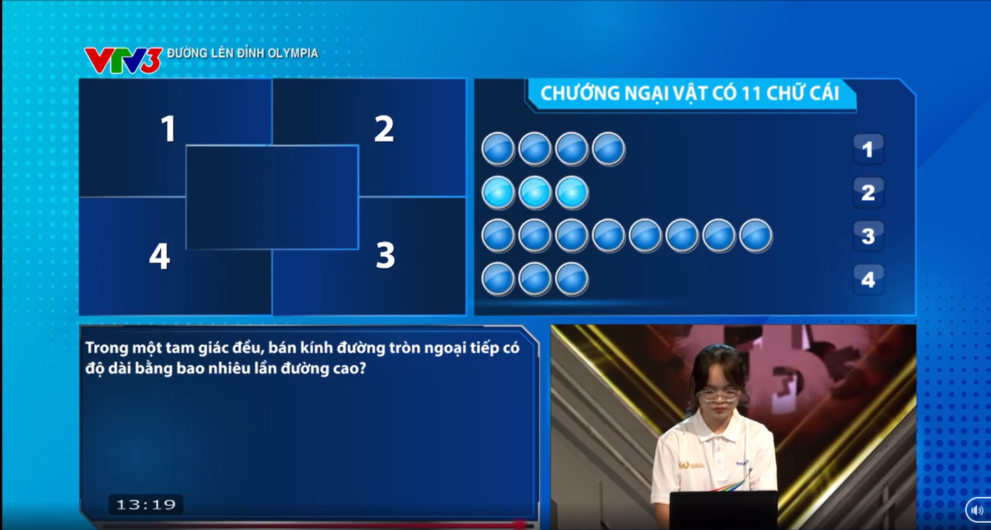 Việt Hoàng tạm vươn lên dẫn đầu nhờ giải đúng từ khóa. Việt Hoàng tạm vươn lên dẫn đầu nhờ giải đúng từ khóa.