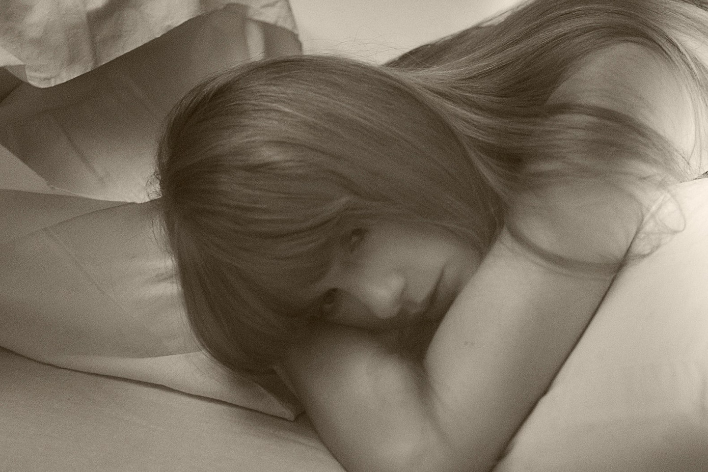 Taylor Swift trở thành nữ nghệ sĩ được đề cử nhiều nhất tại hạng mục Album Of The Year.