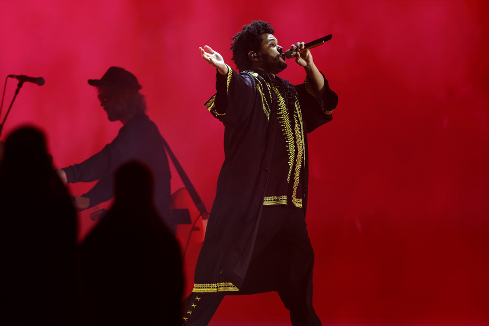 The Weeknd tổ chức concert tại Sydney sau khi huỷ show vào cuối năm ngoái. The Weeknd tổ chức concert tại Sydney sau khi huỷ show vào cuối năm ngoái.