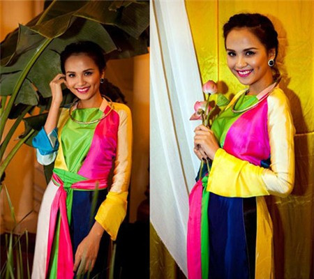 Trong tà áo tứ thân đậm nét dân tộc, Hoa hậu thế giới người Việt 2011 Lưu Diễm Hương khoe vẻ đẹp dịu dàng và thánh thiện