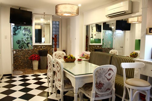 Ngôi nhà sang chảnh của 2 bà mẹ đơn thân quyến rũ nhất Vbiz ảnh 2