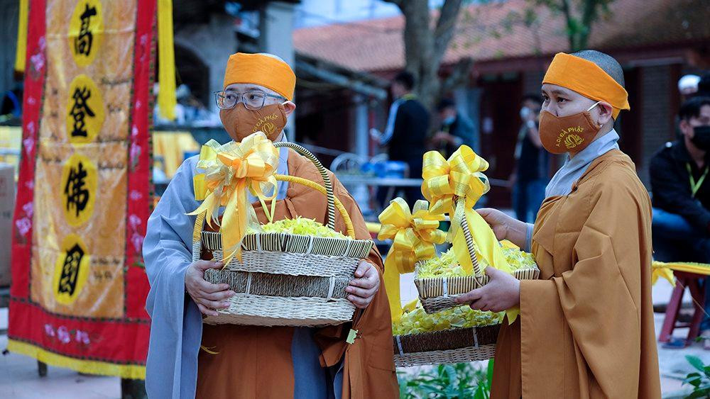 Một trong những khâu chuẩn bị cuối cùng cho lễ tưởng niệm