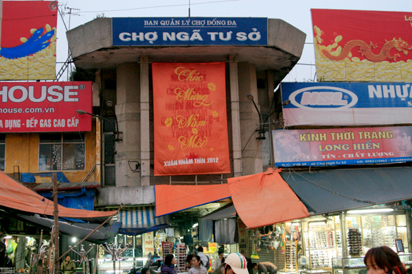 Chợ Ngã Tư Sở hiện tại