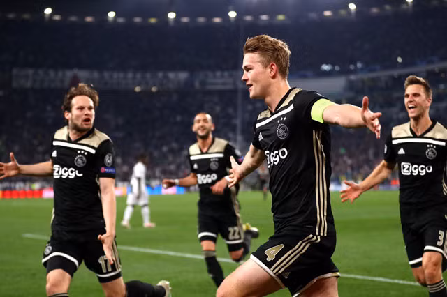 Messi gieo sầu cho M.U, Barcelona vào bán kết Champions League ảnh 3 Messi gieo sầu cho M.U, Barcelona vào bán kết Champions League ảnh 3