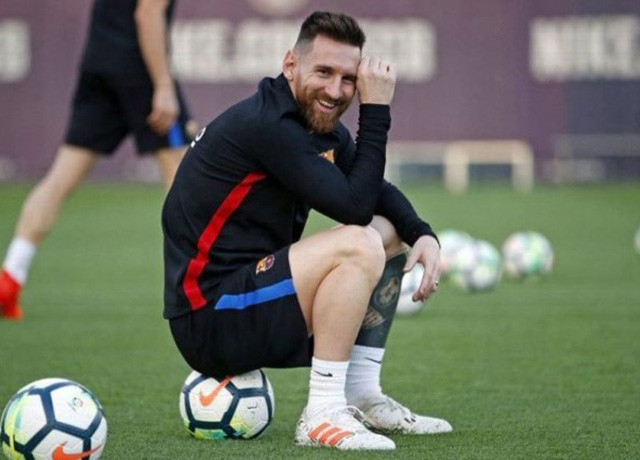 Barcelona nhận tin cực vui về Messi trước đại chiến với Dortmund ảnh 1