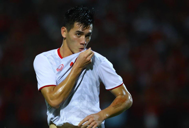 Phá 'lời nguyền' xứ vạn đảo, tuyển Việt Nam thắng tưng bừng Indonesia ảnh 1