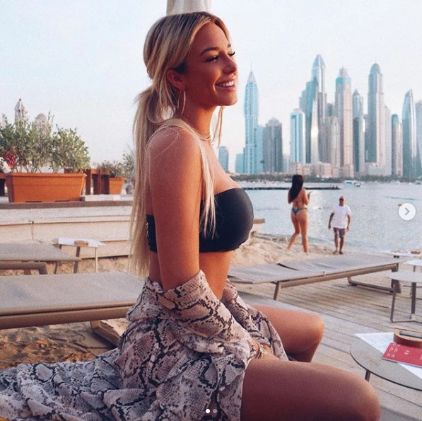 Người tình của ngôi sao Man City: Xa hoa, lắm tai tiếng ảnh 2