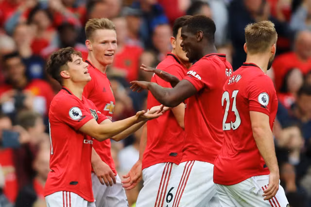 Đại thắng Chelsea, M.U lập nên kỳ tích chưa từng có ảnh 1
