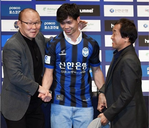 Ra mắt Incheon United, Công Phượng nhận lời khuyên từ thầy Park ảnh 1