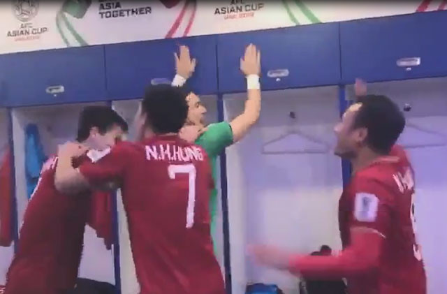 'Đấu súng' thắng Jordan, tuyển Việt Nam giành vé tứ kết ảnh 2 'Đấu súng' thắng Jordan, tuyển Việt Nam giành vé tứ kết ảnh 2