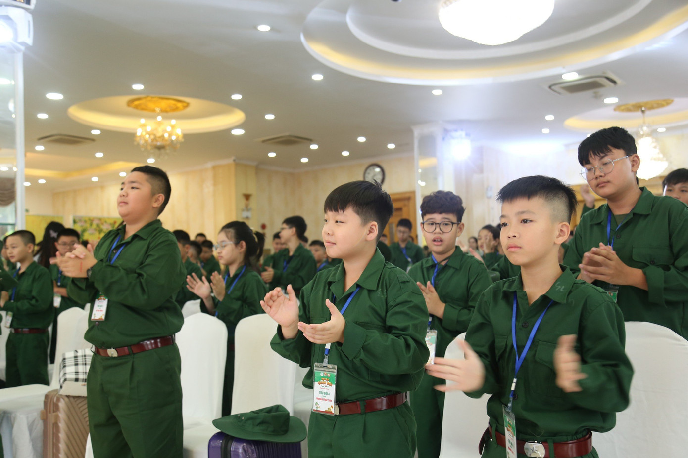 Các "chiến sĩ nhí" tham gia khoá 1,2 Học kỳ trong Quân đội kéo dài 9 ngày Các "chiến sĩ nhí" tham gia khoá 1,2 Học kỳ trong Quân đội kéo dài 9 ngày