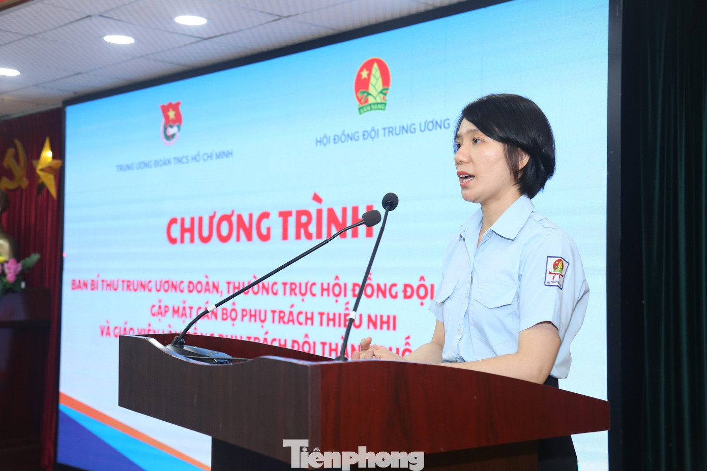 Chị Nguyễn Thị Anh Thảo - Phó Bí thư Thành Đoàn, Chủ tịch Hội đồng Đội TP. Đà Nẵng trao đổi tại buổi gặp mặt. Chị Nguyễn Thị Anh Thảo - Phó Bí thư Thành Đoàn, Chủ tịch Hội đồng Đội TP. Đà Nẵng trao đổi tại buổi gặp mặt.