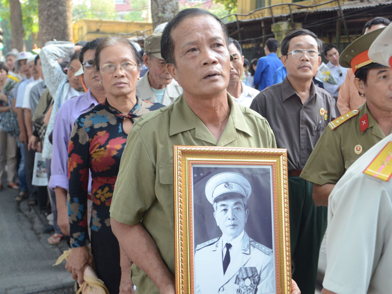 Thời gian viếng Đại tướng ở nhà riêng đến 18 giờ ngày mai 10/10