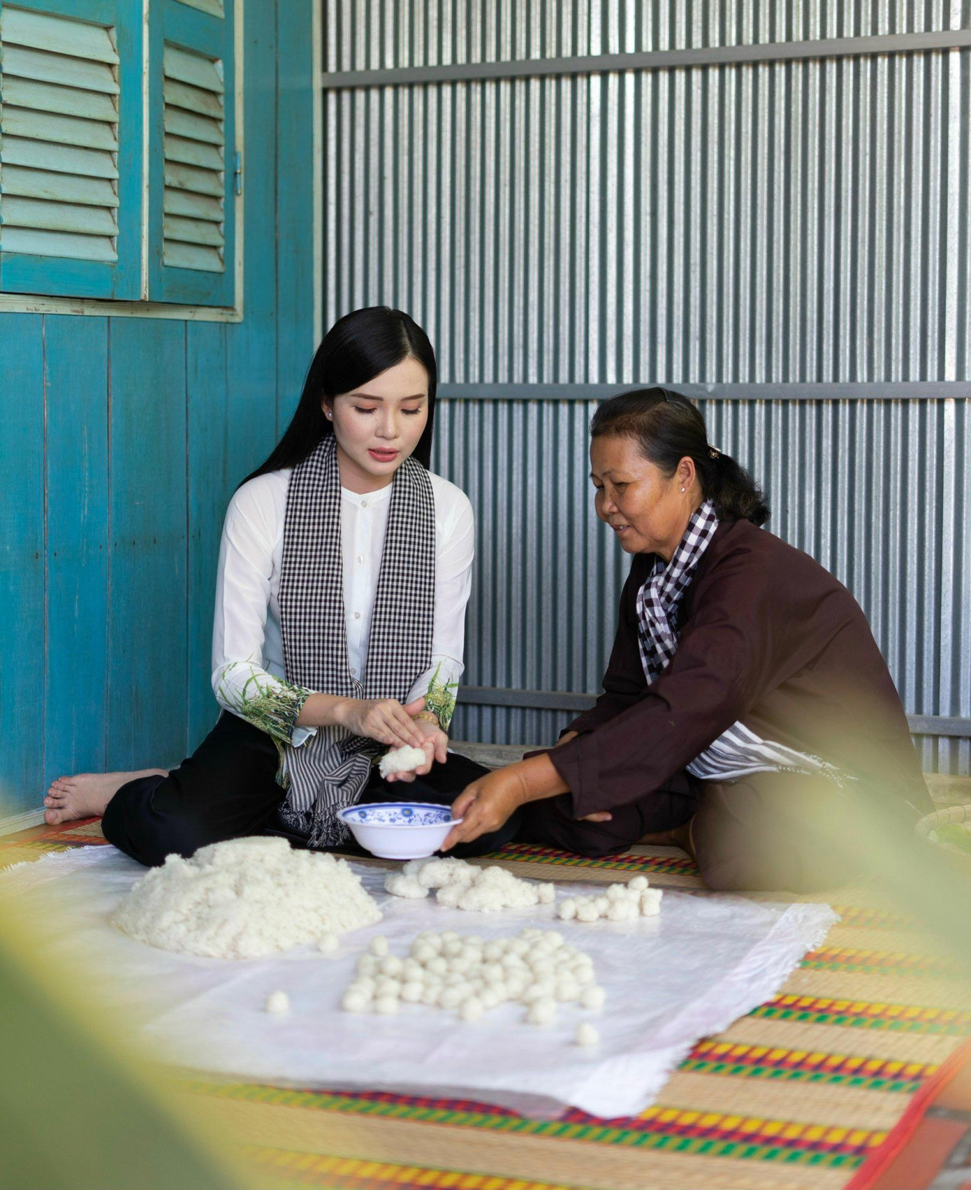 Được biết, lễ khánh thành Đền thờ vua Hùng nhân dịp lễ Giỗ Tổ Hùng Vương (10/3 âm lịch) diễn ra tối 6/4. Sau đó là 2 sự kiện lớn gồm "Liên hoan đờn ca tài tử quốc gia lần thứ III" và lễ hội "Bánh dân gian Nam Bộ lần thứ IX”. Được biết, lễ khánh thành Đền thờ vua Hùng nhân dịp lễ Giỗ Tổ Hùng Vương (10/3 âm lịch) diễn ra tối 6/4. Sau đó là 2 sự kiện lớn gồm "Liên hoan đờn ca tài tử quốc gia lần thứ III" và lễ hội "Bánh dân gian Nam Bộ lần thứ IX”.