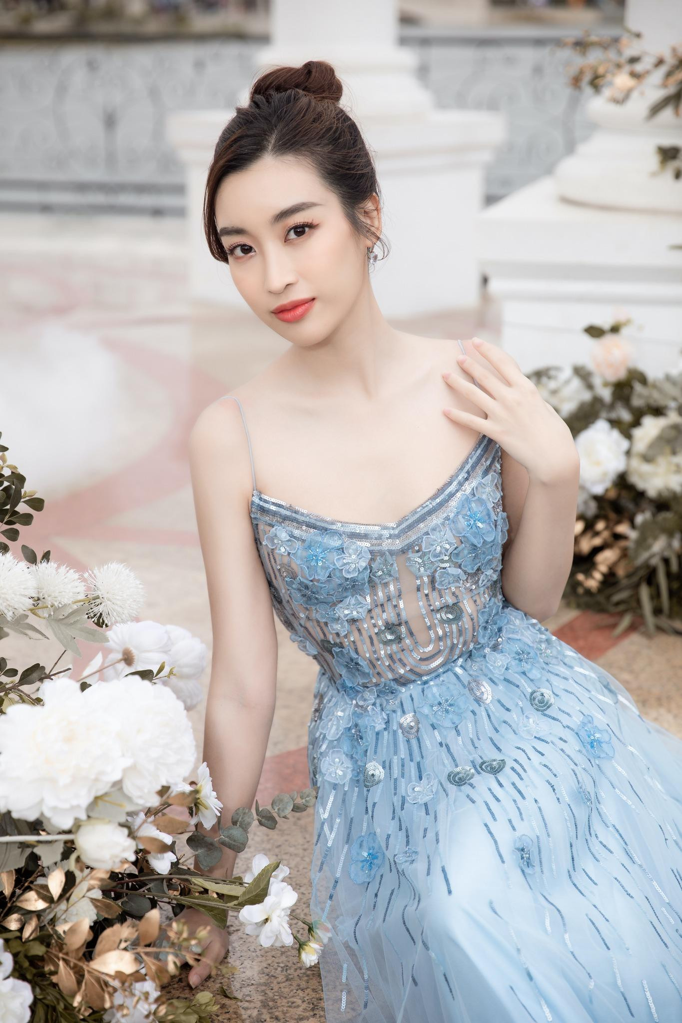 Sau 6 năm đăng quang Hoa hậu Việt Nam, độ “hot” của Hoa hậu Đỗ Mỹ Linh chưa hề giảm nhiệt.