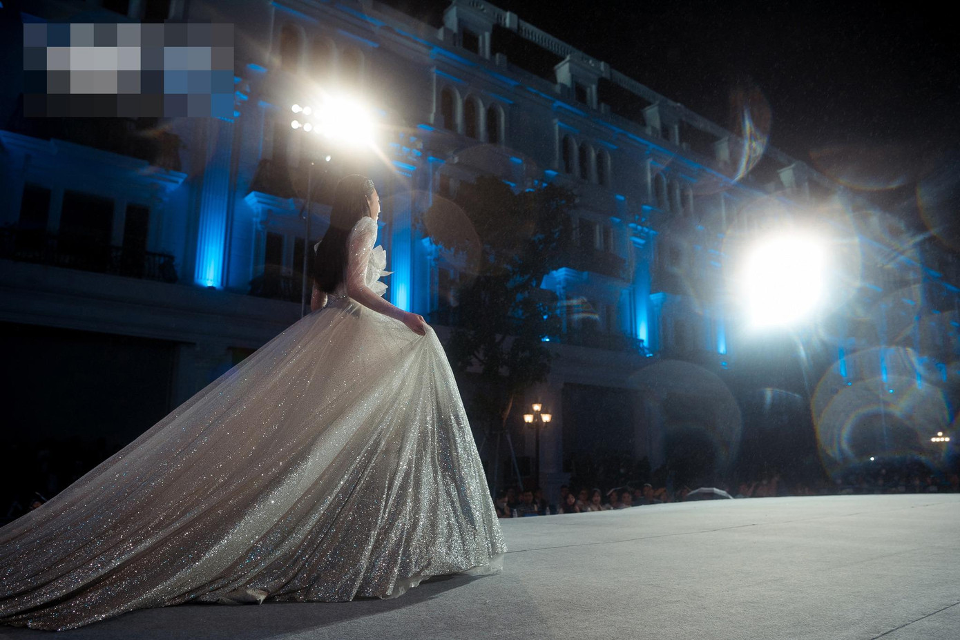 Cũng là một trong 5 thí sinh lọt top phần thi Người đẹp thời trang, Huỳnh Nguyễn Mai Phương cho biết, cô vô cùng hạnh phúc và tự hào khi được xướng tên vào danh sách đề cử này.